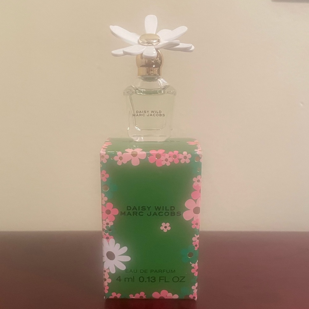 Marc Jacobs Daisy Wild Eau de Parfum Mini Dabber